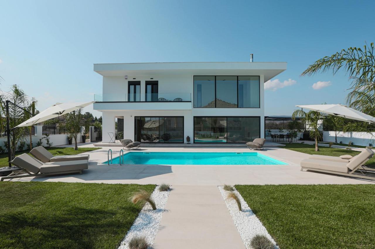 Sunshine Villa نافبليو المظهر الخارجي الصورة